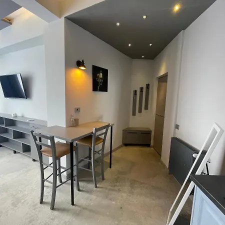 Engels Apartment Διαμέρισμα Κλουζ-Ναπόκα