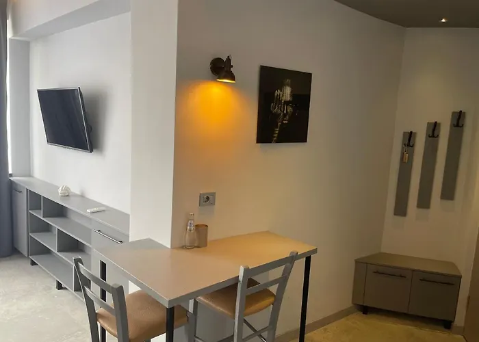 Engels Apartment Διαμέρισμα